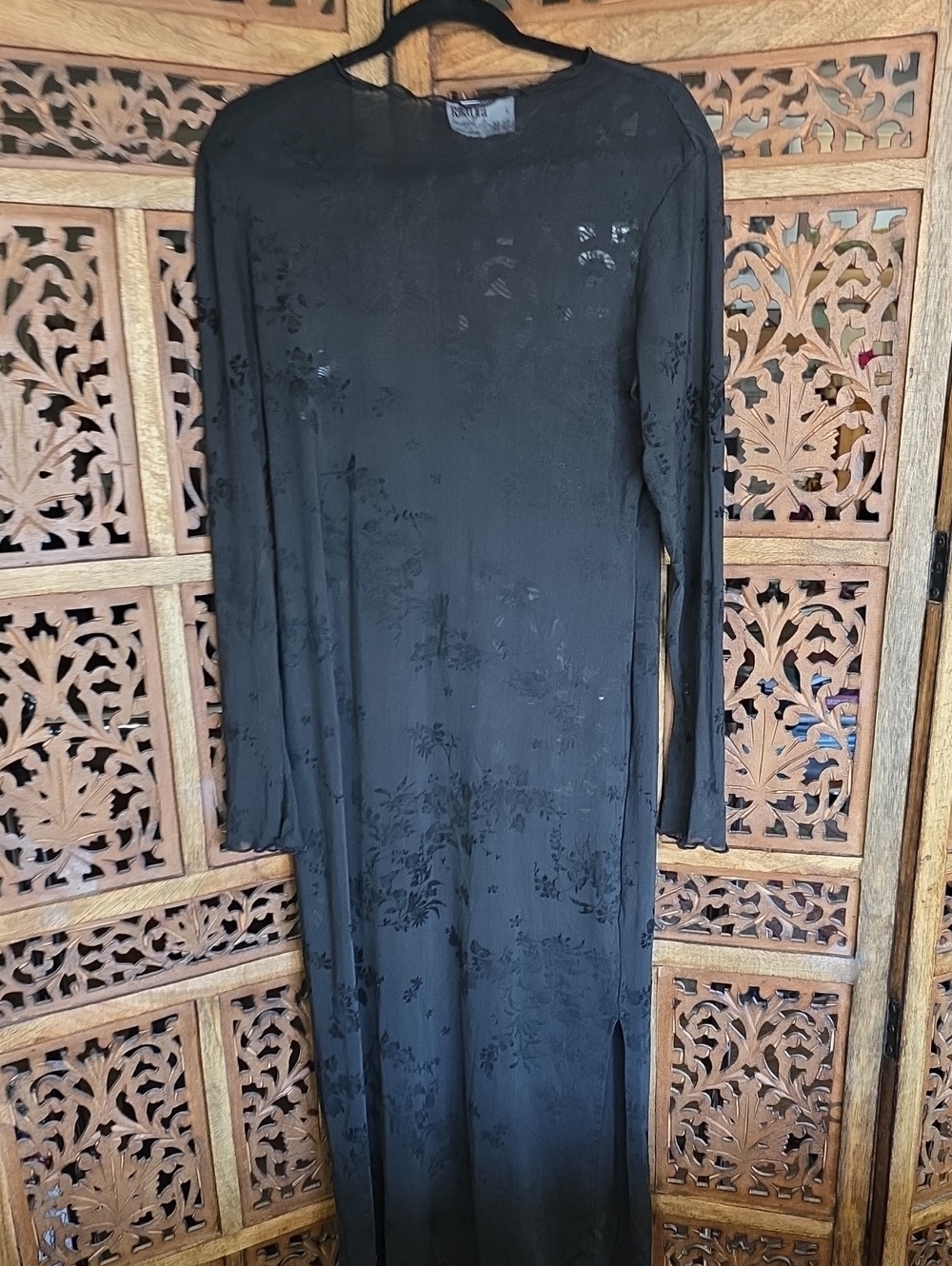 Primark Black Long-Sleeve Maxi Dress with Subtle Floral Jacquard